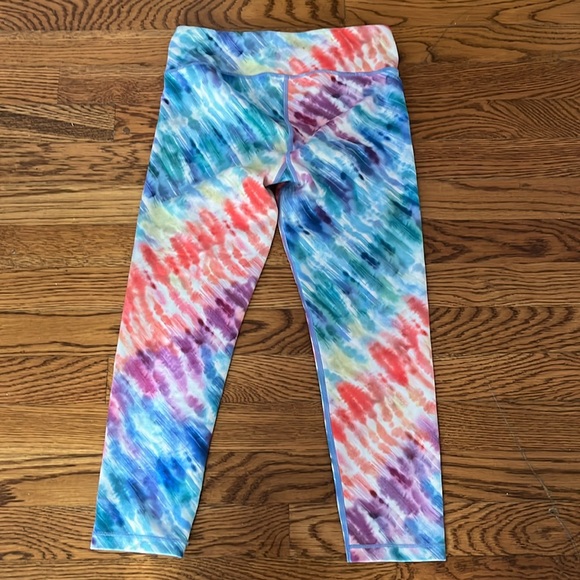 Athleta Girl printed chit chat capri pants. - Picture 2 of 4